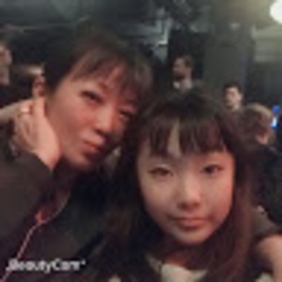 Meet your Posher, Annie - Picture 1 of 1